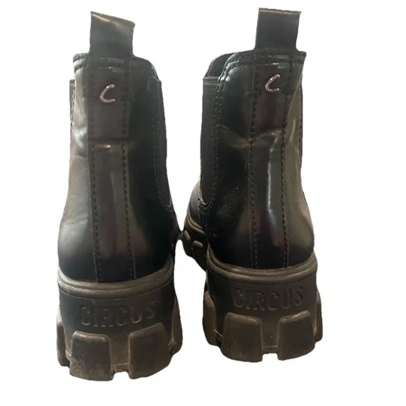 Circus by Sam Edelman Darielle chunky lug Sole platform, Chelsea boot - Picture 4 of 6